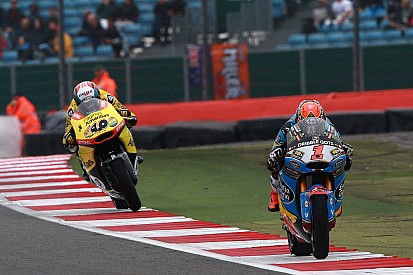 Tito Rabat ritarda la festa di Johann Zarco ad Aragon