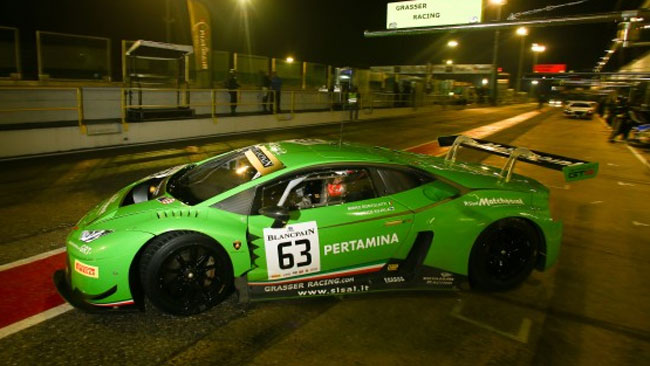 Subito davanti la Huracan della Grasser nelle Libere 2