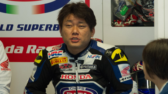 Kousuke Akiyoshi sostitusce Karel Abraham a Motegi