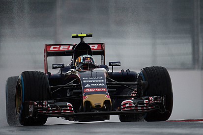Verstappen et Sainz frustrés de leur première journée