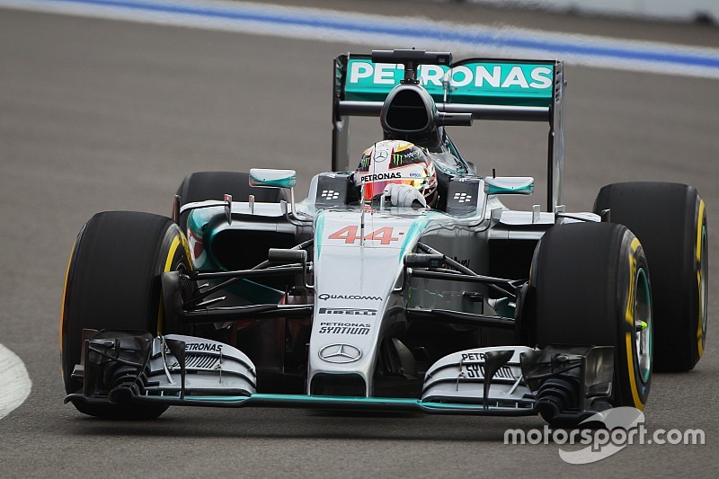 Grande assolo di Lewis Hamilton a Sochi