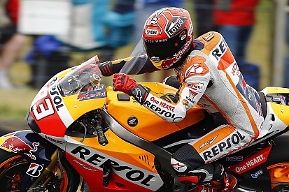 Marc Márquez inicia el sábado en Australia con el mejor tiempo