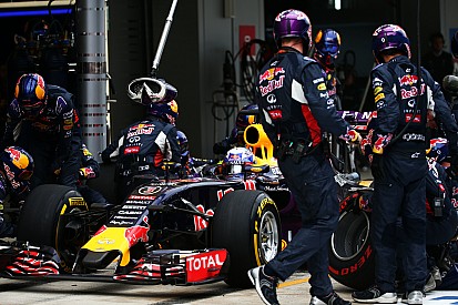 Ecclestone ameaça Red Bull caso equipe abandone a F1