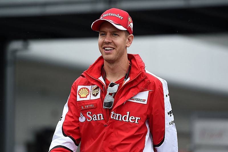Vettel apoya la decisión de Ferrari con el cambio de motor