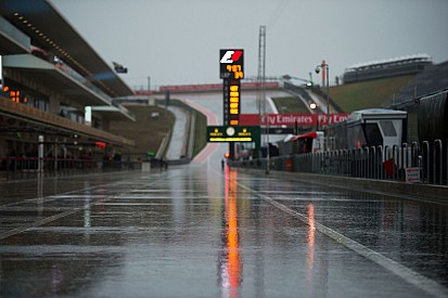 GP USA: Lewis Hamilton „schwimmt“ zur Trainingsbestzeit