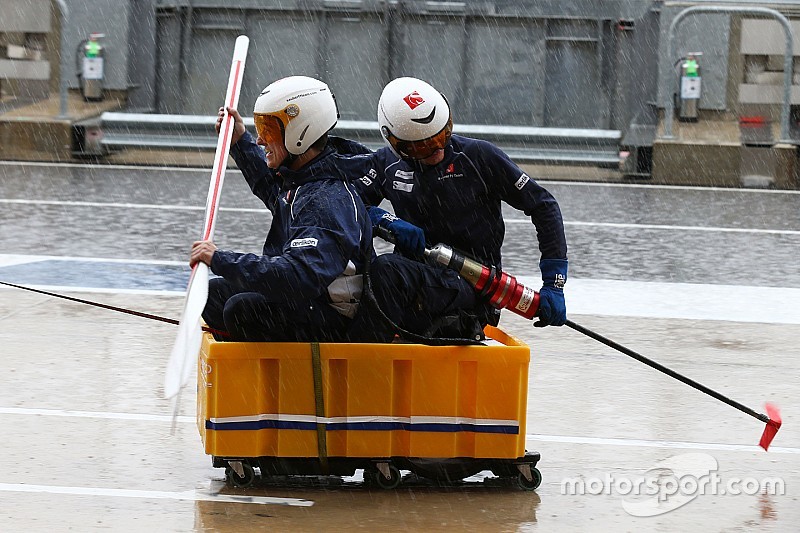 Formel 1 in Austin: Fröhliche Wasserspiele statt Qualifying