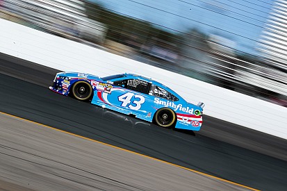 Erste NASCAR-Tests mit 2016er-Paket in Atlanta