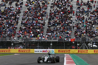 Q: Rosberg pakt opnieuw pole, Verstappen in top-10