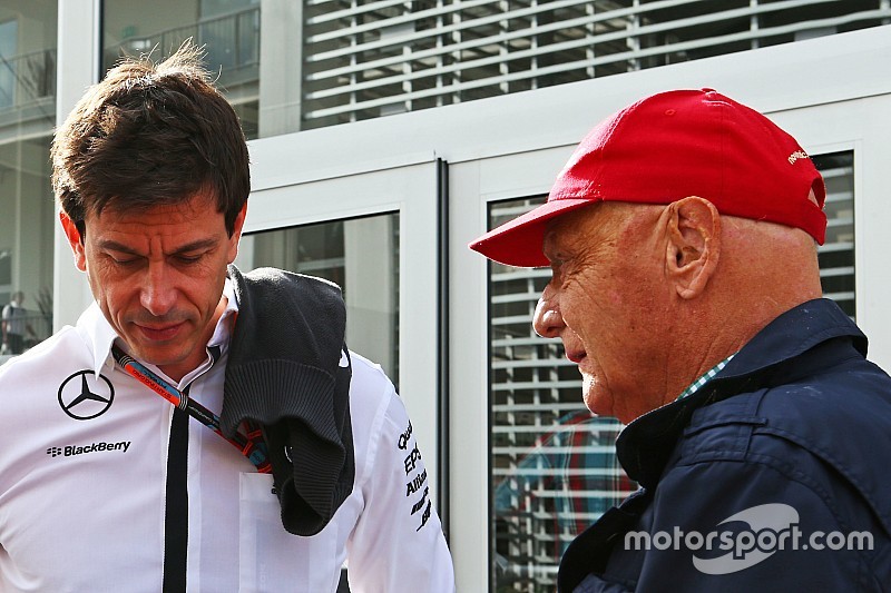 Lauda in rotta con Wolff, lascerà la Mercedes