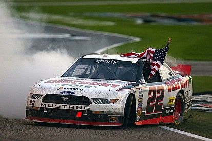 Brad Keselowski wins Texas Xfinity race