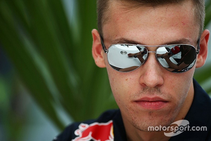 Daniil Kvyat niet bang voor opkomende Verstappen en Sainz