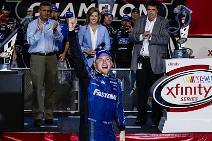 Chris Buescher es el nuevo campeón de NASCAR Xfinity Series