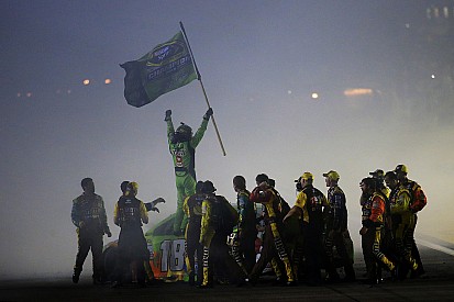 Kyle Busch crowned 2015 NASCAR Sprint Cup champion