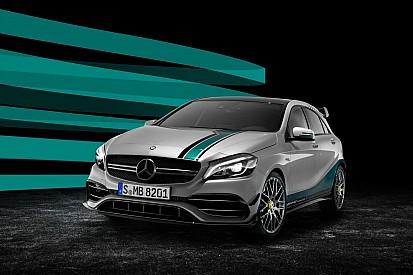 Mercedes fête ses deux titres en F1 avec une A45 édition spéciale
