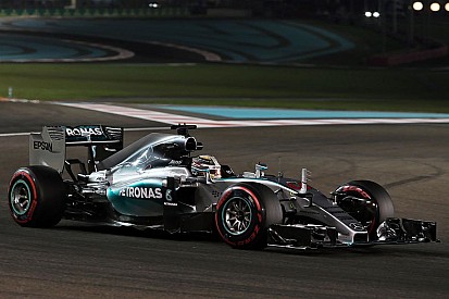 Hamilton intentó algo "completamente diferente" en Abu Dhabi
