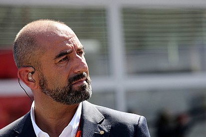 Ex-ferrarista: "Vettel levou Ferrari aonde Alonso não pôde"