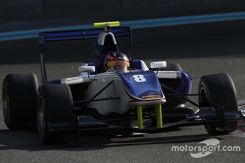 Steijn Schothorst test GP3 in Abu Dhabi