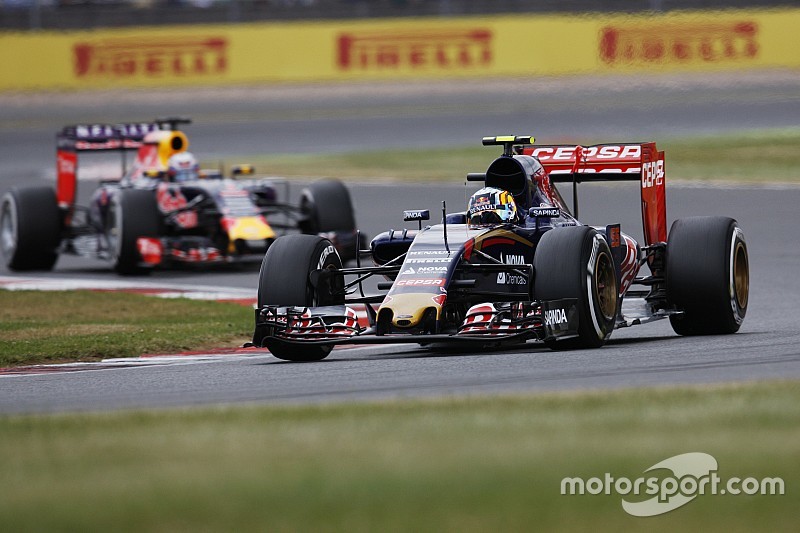 Sainz: 'In theorie staan we volgend jaar voor Red Bull'
