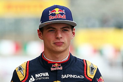Вольф: Нам интересен Ферстаппен, но мы уважаем труд Red Bull