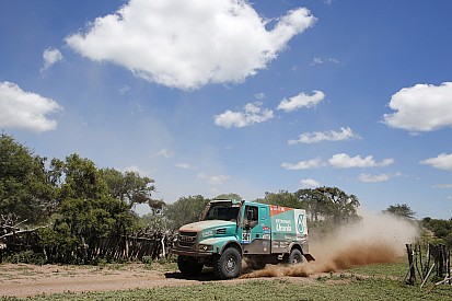 Dakar: il team Petronas De Rooy Iveco vuole la vittoria