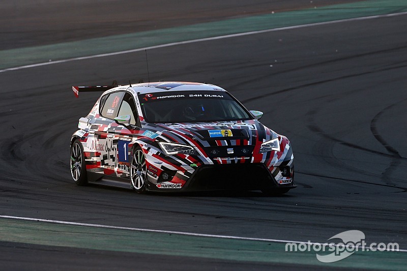 Prima vittoria 2016 per una SEAT León TCR