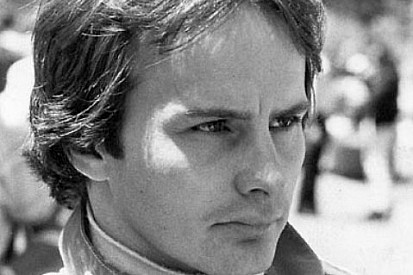 Gilles Villeneuve faria 66 anos; confira imagens da carreira