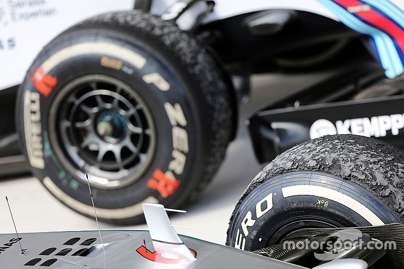Ecclestone apoya que haya cambios en los neumáticos de la F1