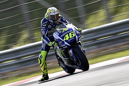 Анализ: как Росси заставил Yamaha плясать под свою дудку