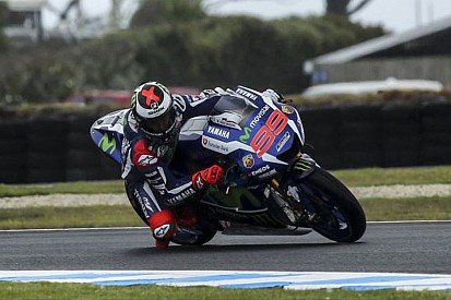 Lorenzo: "Manca qualcosa nella parte centrale della curva"