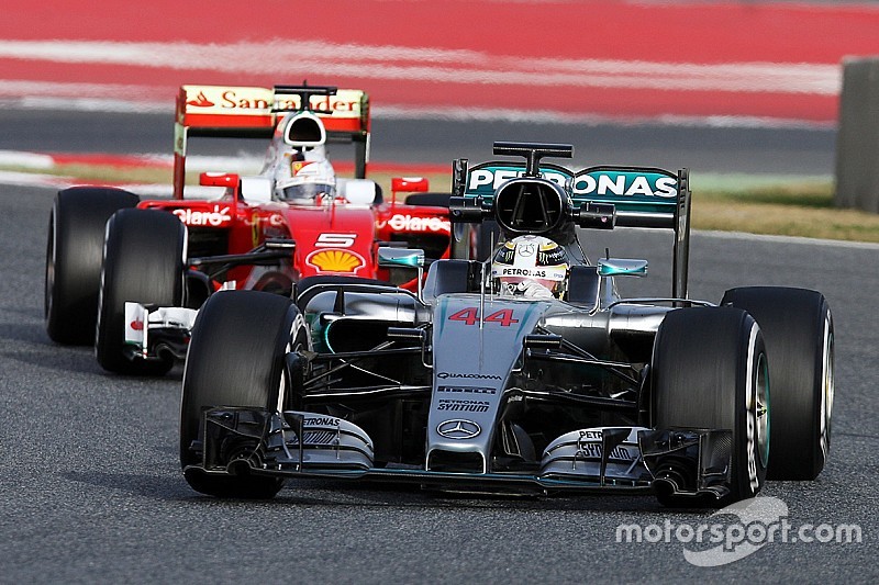 Análisis: ¿El alto kilometraje de Mercedes los hace mejores que Ferrari?