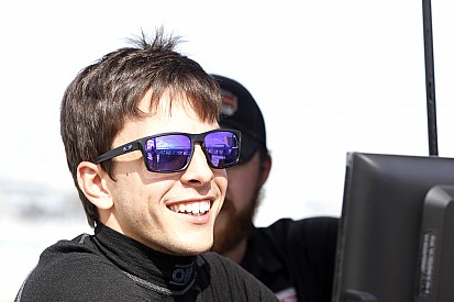 Santiago Urrutia quiere pisar fuerte en Indy Lights