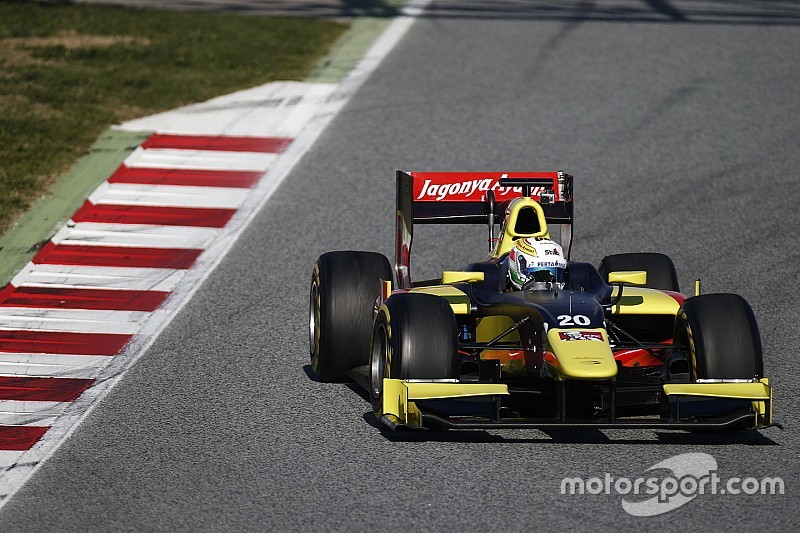 Ottima partenza per Giovinazzi nei test di Barcellona