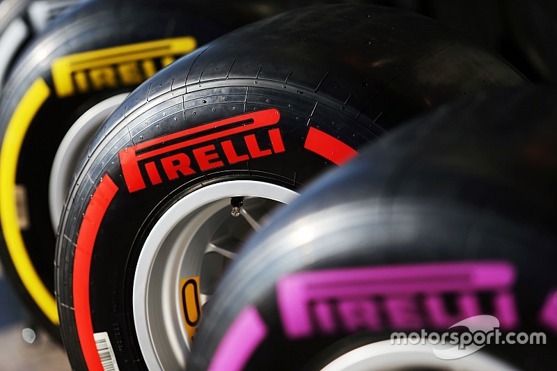 FIA en teams vergaderen in Melbourne over banden voor 2017