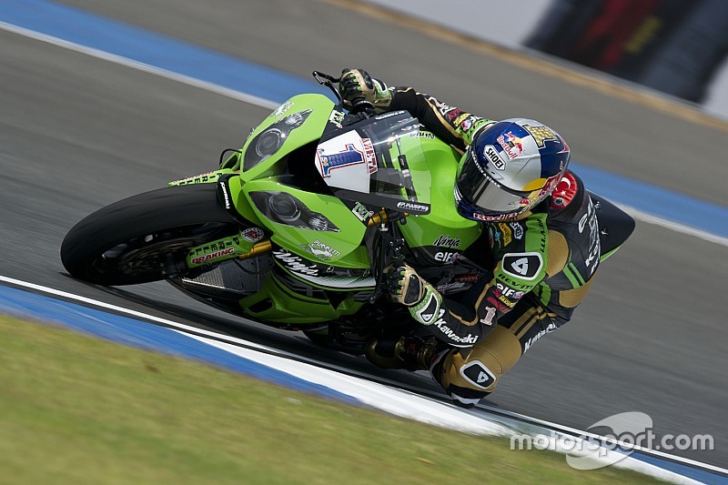 Kenan Sofuoglu massacra tutti nella Superpole di Aragon