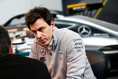 Wolff: se debe "crucificar" a quien se oponga a cambiar la clasificación
