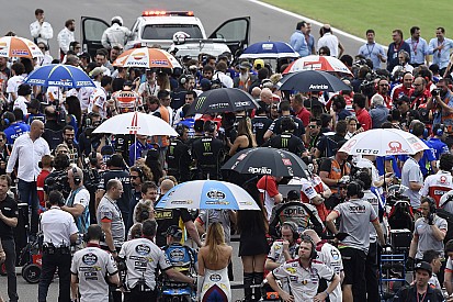 Medio paddock, en el aire