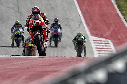 Márquez juega en otra liga en el GP de las Américas