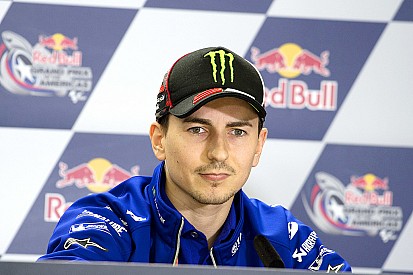 Lorenzo dice que Rossi le copia “hasta las marchas que ponemos”