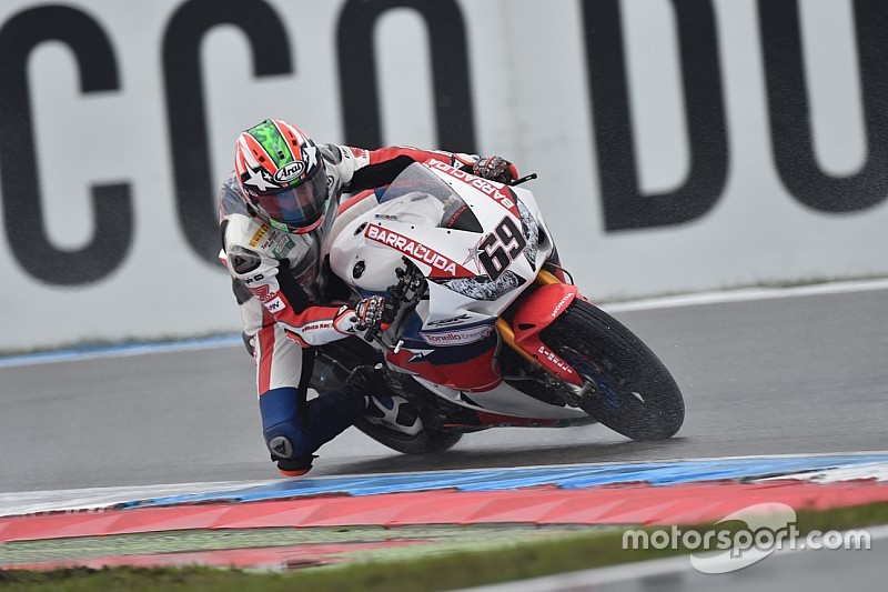 Hayden se deleita con el primer podio desde 2011