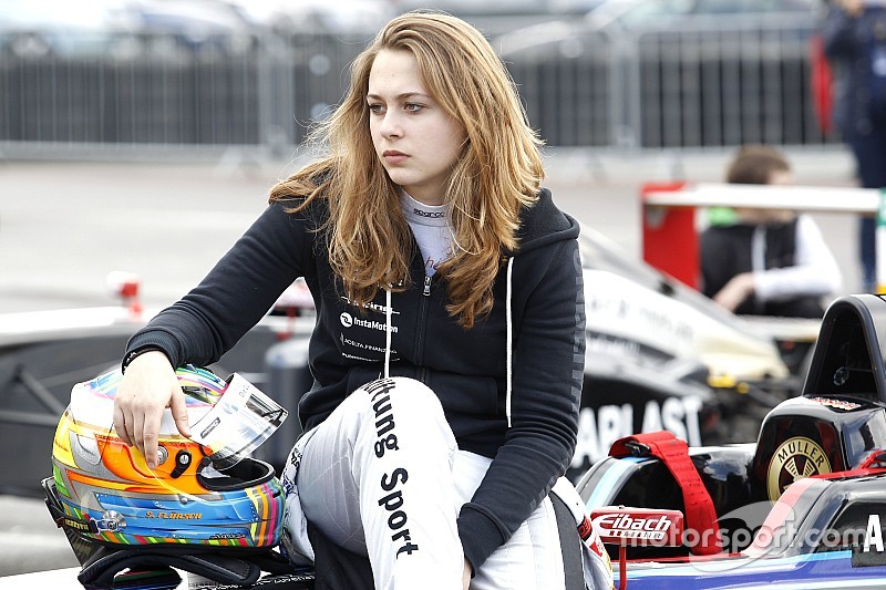 Sophia Flörsch: Kämpfen wie eine Löwin beim Debüt in der Formel 4