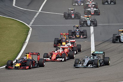 Новый мотор Renault позволит бороться с лидерами, считает Хорнер