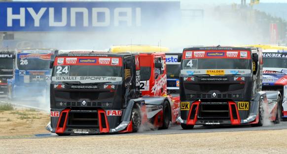 2012 Istanbul Truck Racing için davetiye kazanma fırsatı