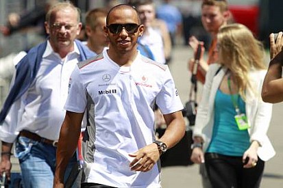 McLaren: Hamilton hiçbir yere gitmeyecek