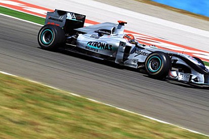 Schumacher: Kıyaslama yapmak için çok erken