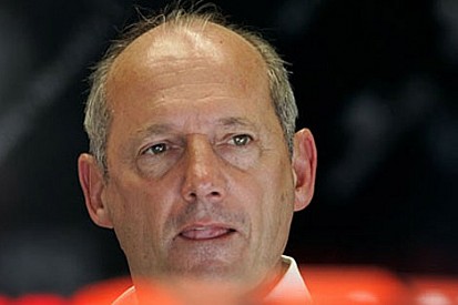 Dennis, yanlış stratejinin nedenlerini açıkladı