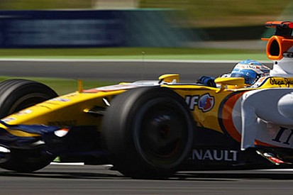 Alonso Silverstone için gerçekçi konuştu