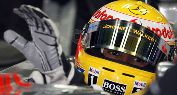Hamilton MP4-23'e güveniyor