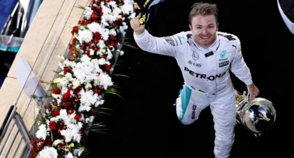 Rosberg: Güvenli olan stratejiyi seçtik