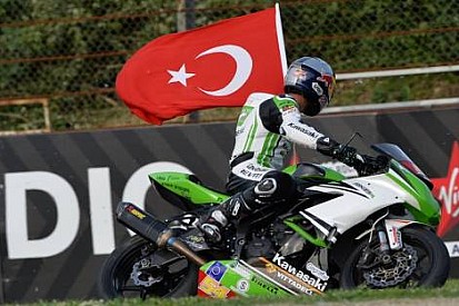 Superstock 1000: Toprak yarışa 11. sıradan başlayacak
