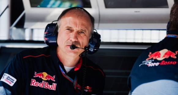 Toro Rosso Ferrrari çarpışma testlerine hazır